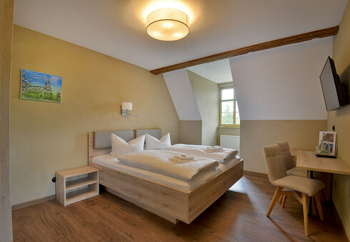 Blick in ein Dreibettzimmer