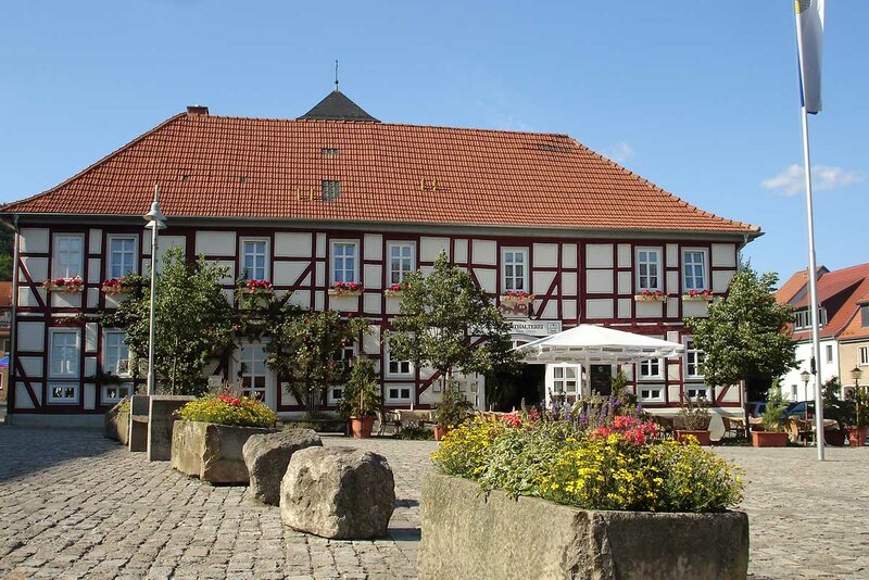 Marktplatz mit Alter Stadthalterei