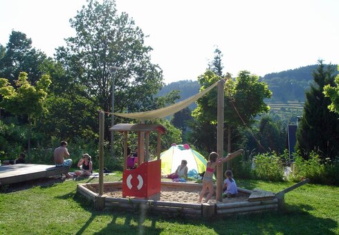 Freibad Schönbrunn