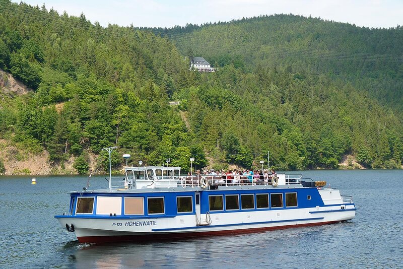 Schiff auf der Hohenwarte Talsperre