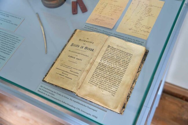 historisches Buch von Schiller