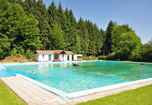 Waldschwimmbad Schmiedefeld
