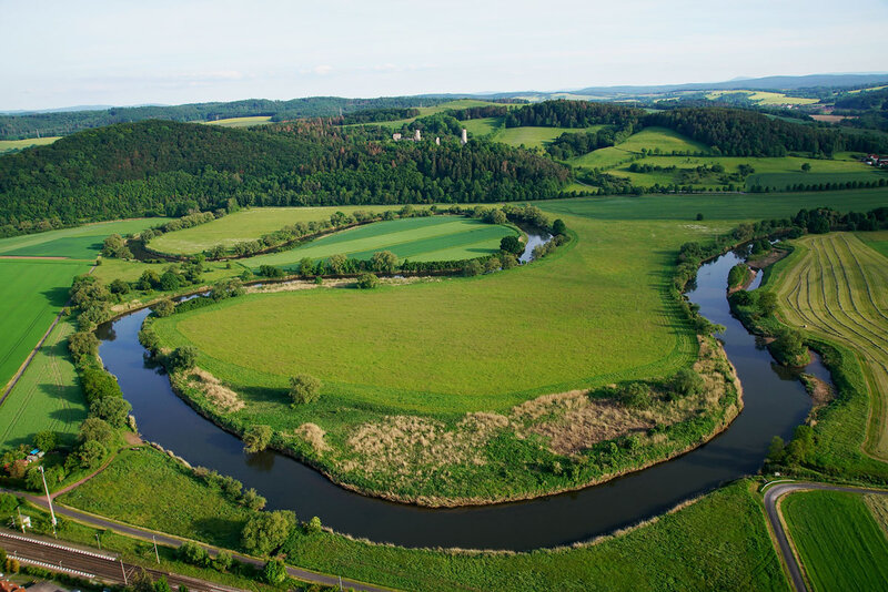 Landschaft mit Fluss Werra