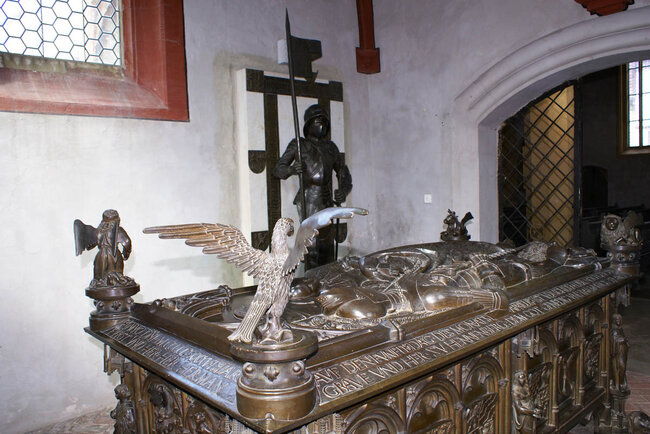 Tumba des Grafenehepaares v. Henneberg