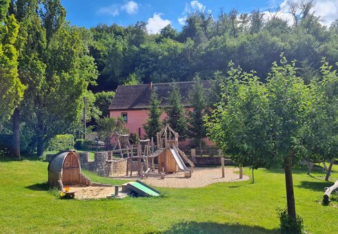 Spielplatz nur wenige Gehminuten entfernt