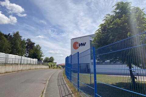 KHW Kunststoff- und Holzverarbeitungswerk GmbH