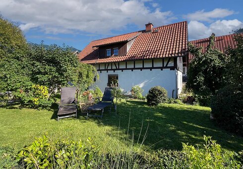 Liegewiese direkt am Ferienhaus