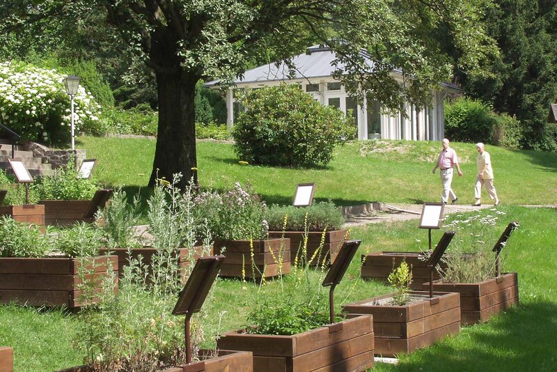 Im Kneippkräutergarten