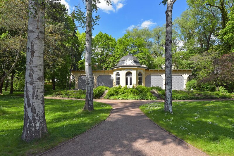 Die Trinkhalle im Kurpark in Bad Sulza