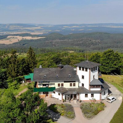 Berggasthof Charlottenhaus im Sommer