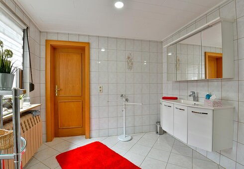 große Ferienwohnung (Bad)