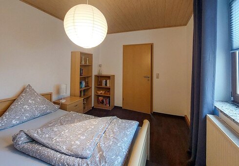 Schlafzimmer 2