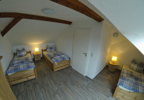 Schlafzimmer mit Einzelbetten