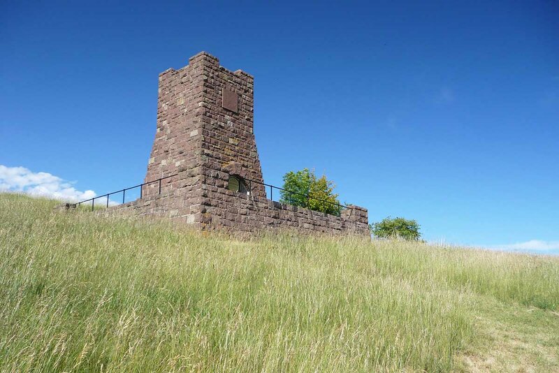 Kriegerdenkmal über Frankenhain