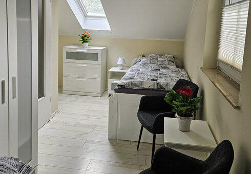 Schlafzimmer 2
