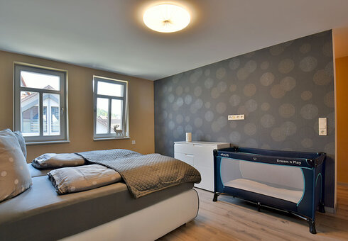 Babybett vorhanden