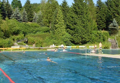 Freibad Schönbrunn