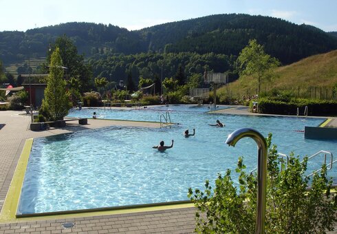Freibad Schönbrunn