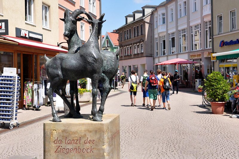 Ziegenböcke in der Fußgängerzone