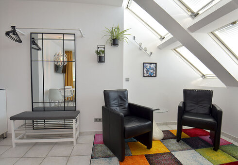 Kleine Ferienwohnung - Wohn-/Schlaf- & Esszimmer