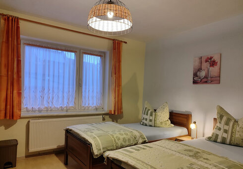 Blick in ein Gästezimmer