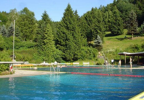 Freibad Schönbrunn