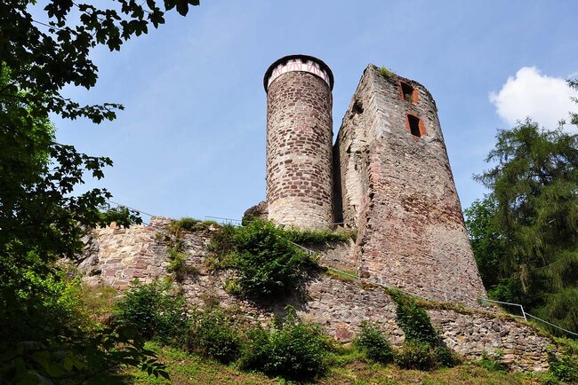 Burgruine Hallenburg