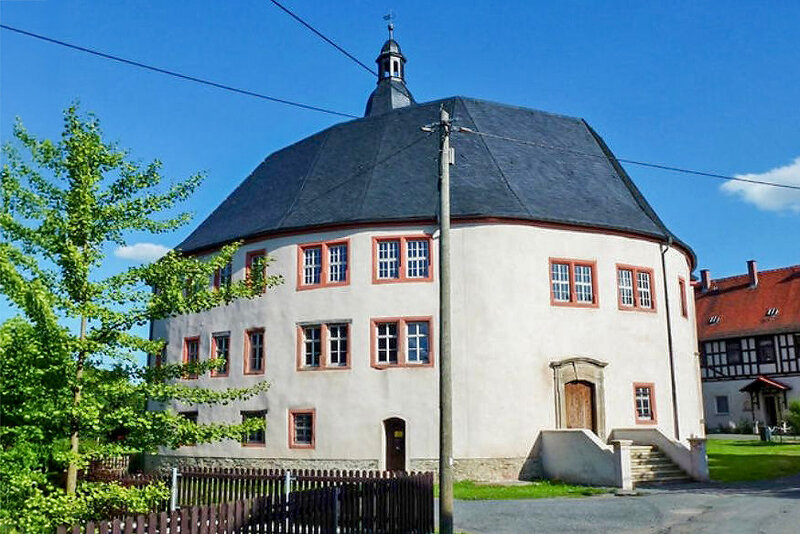 Rundschloss in Oberpöllnitz