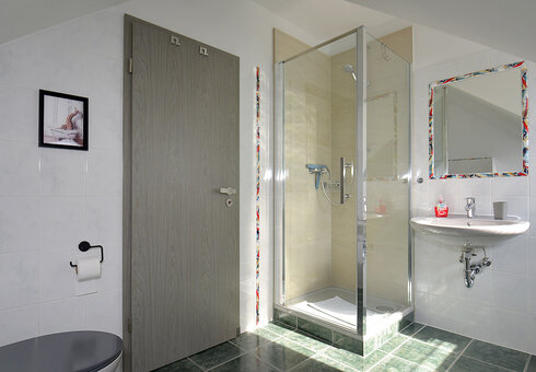 Kleine Ferienwohnung - Badezimmer