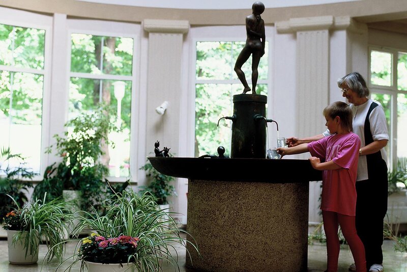 Heilwasserbrunnen in der Wandelhalle