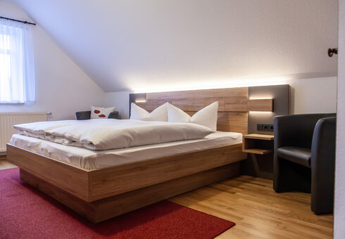 Blick in ein Gästezimmer
