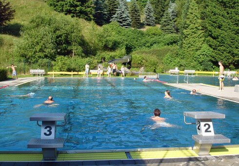 Freibad Schönbrunn