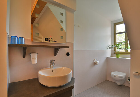 Bad Dreibettzimmer
