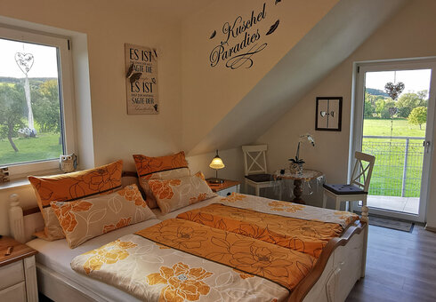 Schlafzimmer 2