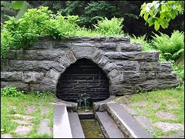 Werraquelle (unweit von Sachsenbrunn)