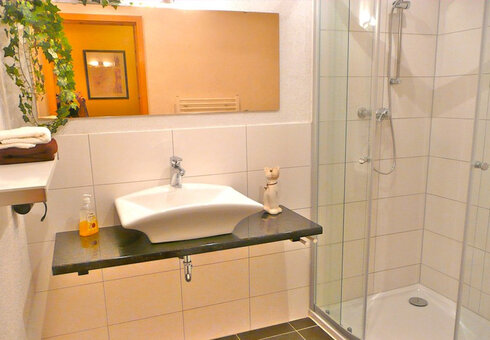 Ferienwohnung 2 (Bad)