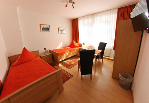 Blick in ein Schlafzimmer