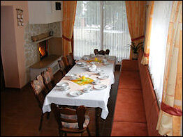 kleines Kaminzimmer
