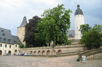 Flasche und Hausmannsturm