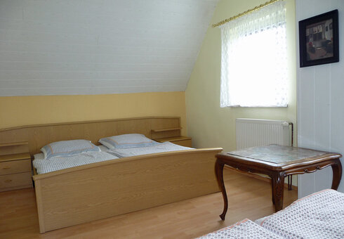 Blick in ein Schlafzimmer