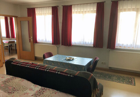 Blick in den Schlaf-/Wohnraum