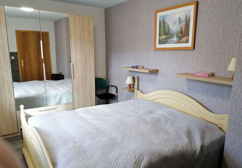 Blick in ein Schlafzimmer