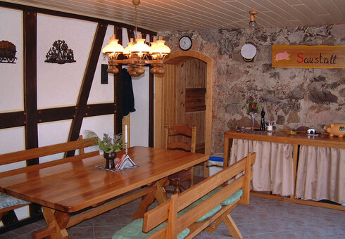 Blick in den Aufenthalts- und Partyraum Saustall