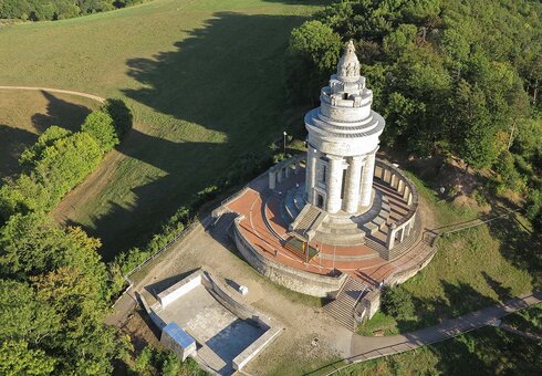 Luftbild vom Burschenschaftsdenkmal