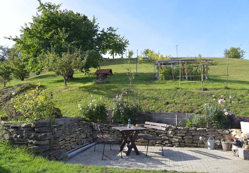 Garten mit Terrasse