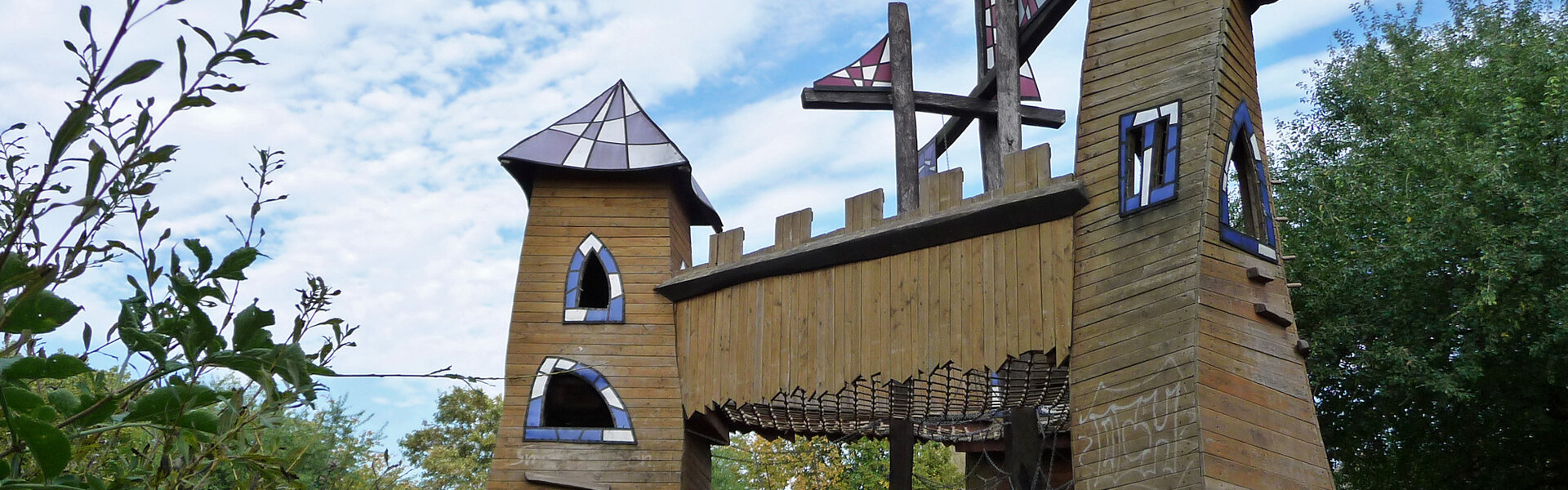 Spiel- und Freizeitplätze für Kinder und Jugendliche