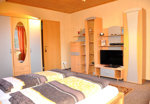 Blick in ein Schlafzimmer