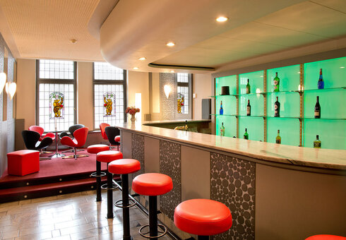 Hotelbar / Raucherlounge