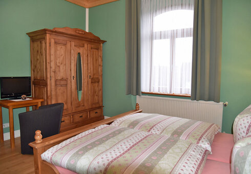 Blick in ein Schlafzimmer
