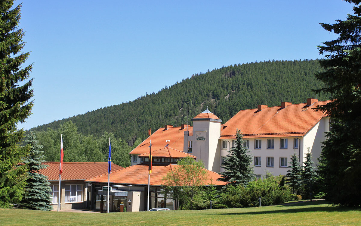 Waldhotel-Berghof-Luisenthal-Panorama